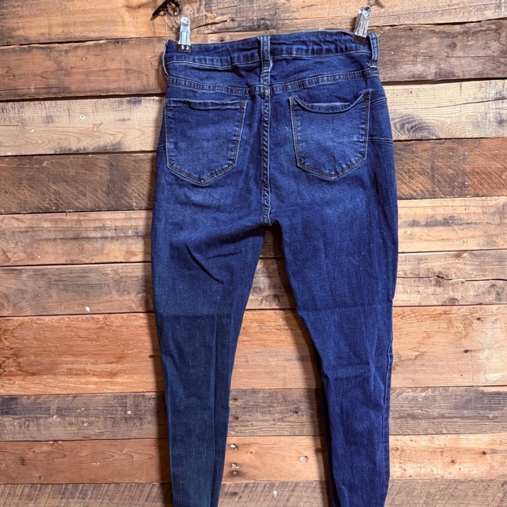 Skinny jeans - Picture 2 of 3